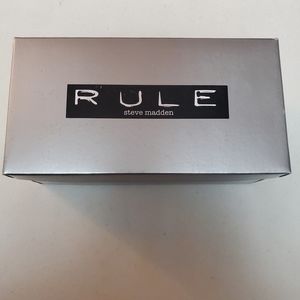 Rule by Steve Madden Gosna Metallic Multi